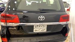 تۆیۆتا لاند کروزەر